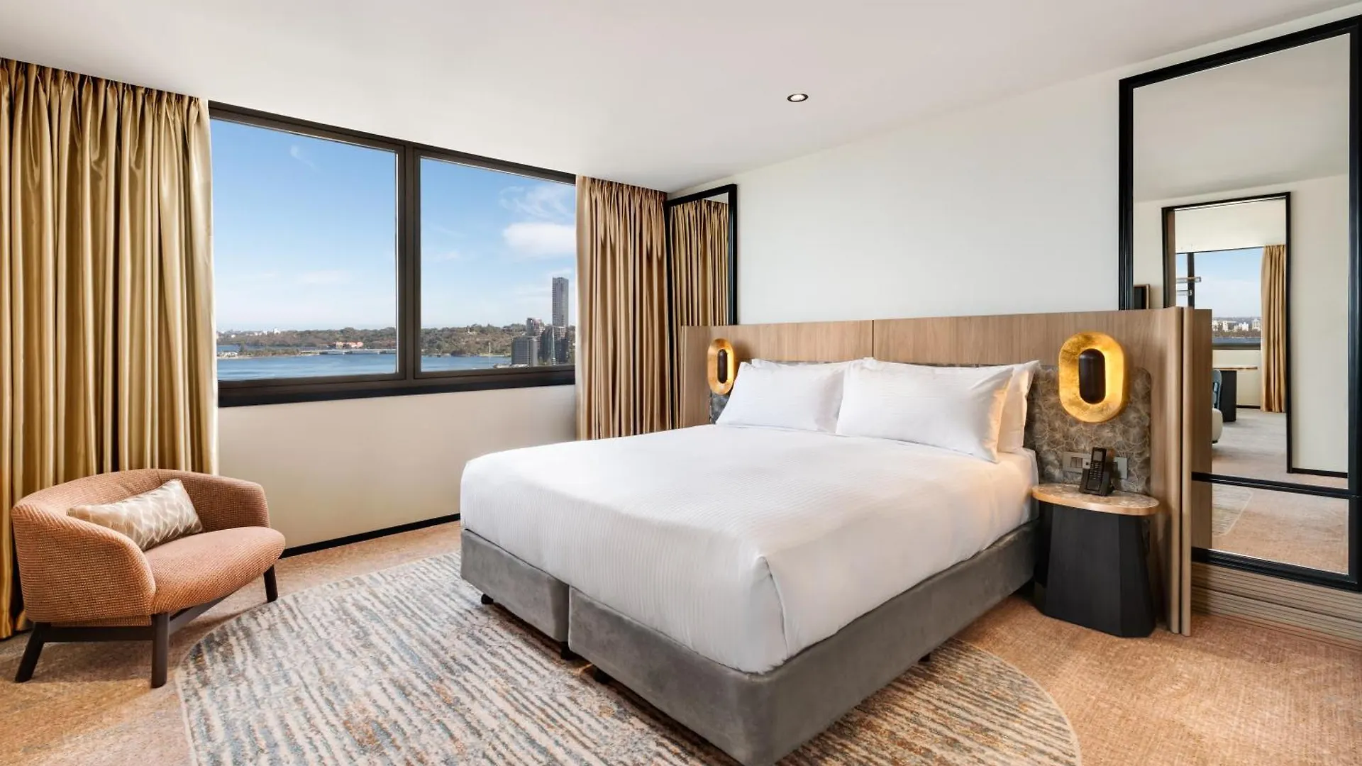 Pan Pacific Perth Hotel 5*,