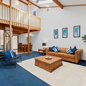 21 Cottesloe Steps To - Sleeps 3 Perth